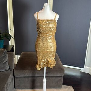 Women’s Gold Sequined Short Homecoming Dress Ruffle Hem Corset Back Size 2 NEW